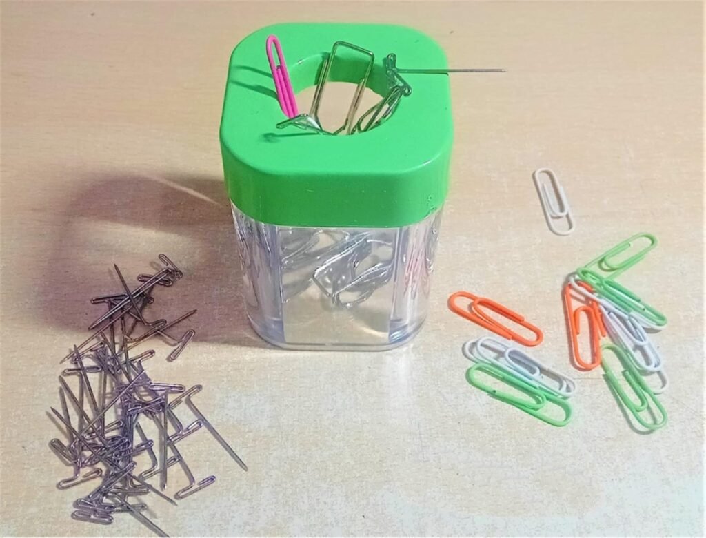 Pin cushion magnetic box – SharmaG